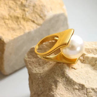 Wholesale High Quality Imitation Pearl Personality Design Unique Style Ring Stainless Steel Jewelry Ring