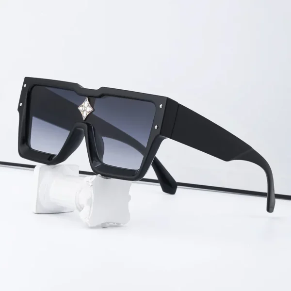XUEDIAO New Arrivals Luxury Fashion Shades Women Famous Square Trendy Brand Designer Sunglasses - Image 4