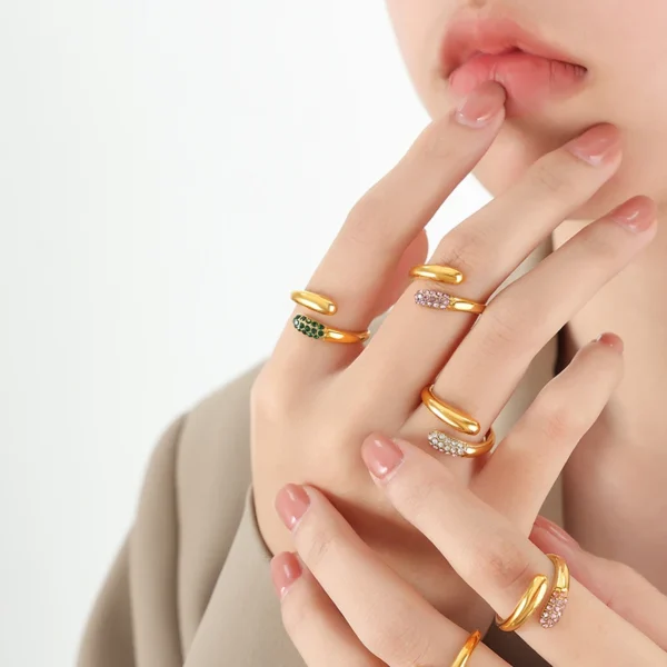 Open Ring Personalized Party Crystal Snake Ring 18k Gold Plated Stainless Steel Wholesale Jewelry Supplier - Image 4