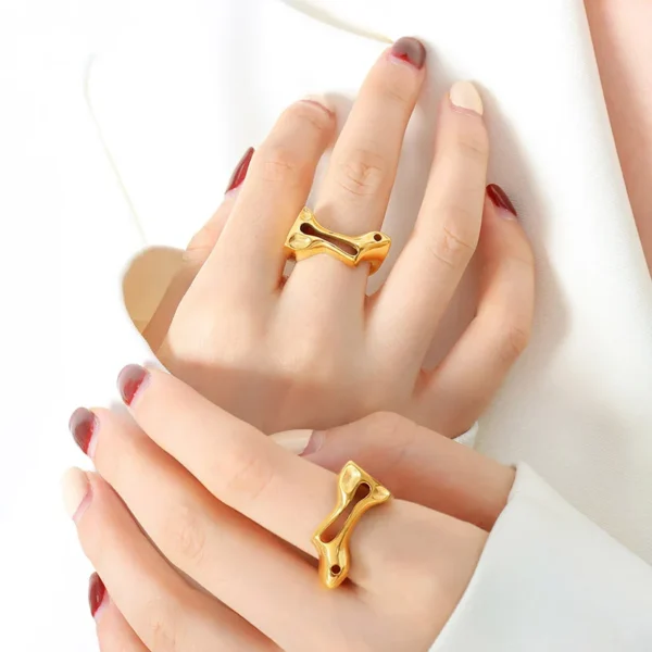 Irregular Hollow Ring Hot Selling New Arrival Anniversary Ring 18k Gold Plated Stainless Steel Wholesale Jewelry Supplier - Image 4