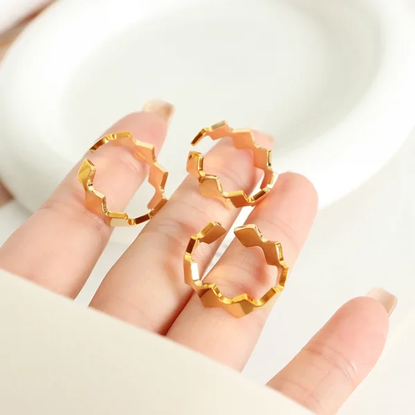 High Quality Wholesale Diamond Ring Opening Simple Stainless Steel 18K Gold Ring - Image 2