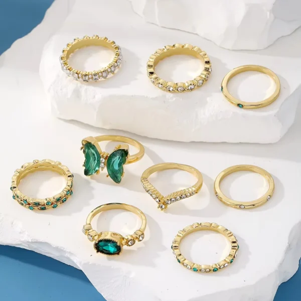 Wholesale New Fashion Green Stone butterfly Snake Gold Ring Set for Women Jewelry Heart Diamond Finger Knuckle Rings Set - Image 4