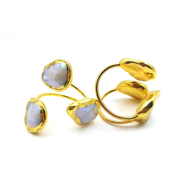 2025 Fashion Jewelry 3 White Pearls Rings Natural Gemstone Freshwater Baroque Pearl Gold Electroplated Rings Resizable for Women - Image 3