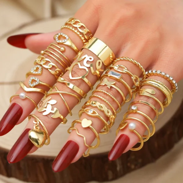 30PCS/Set Trendy Gold Love Heart Leaf Pearl Ring Set for Women Jewelry Punk Diamond Crystal Rhinestone Stackable Rings - Image 2