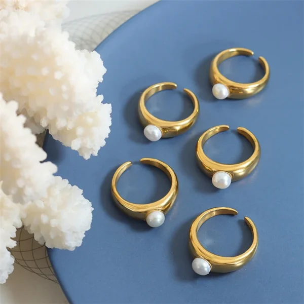 Advanced Sensory French Style Design Women Jewelry Pearl Titanium Steel Opening Adjustable 18K Gold Plated Ring