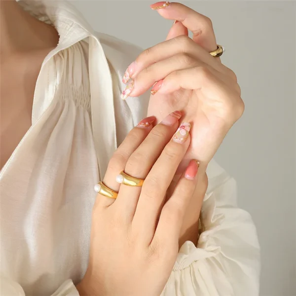 Advanced Sensory French Style Design Women Jewelry Pearl Titanium Steel Opening Adjustable 18K Gold Plated Ring - Image 4