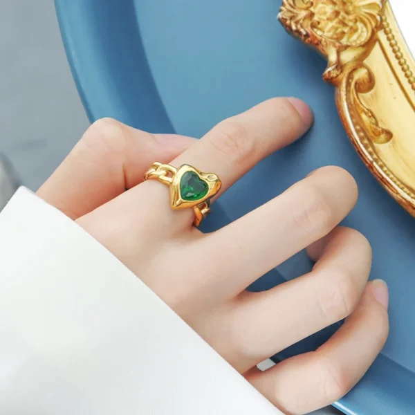 Wholesale Purple Zircon Ring Green Glass Heart Shaped Cuban Chain Stainless Steel 18K Gold Women Ring - Image 5
