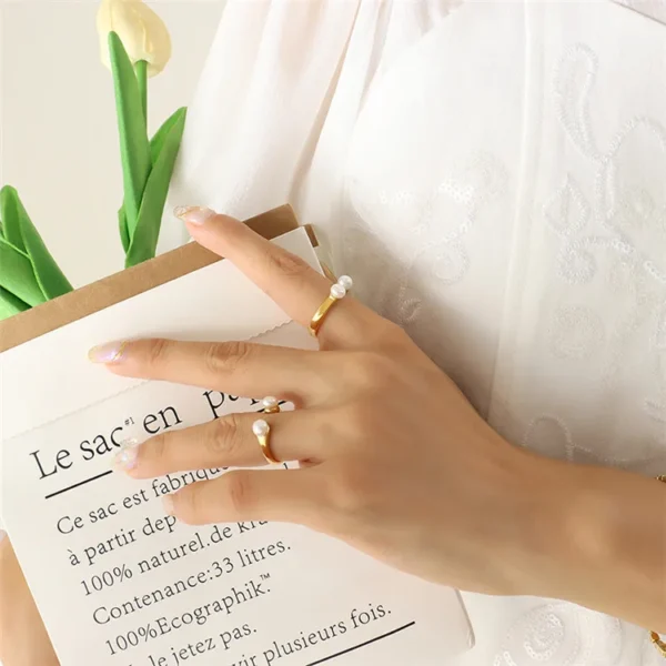 Hot Selling Fashion New Trend Baroque Freshwater Pearls U Shape Adjustment 18K Gold Plated Ring for Women - Image 4